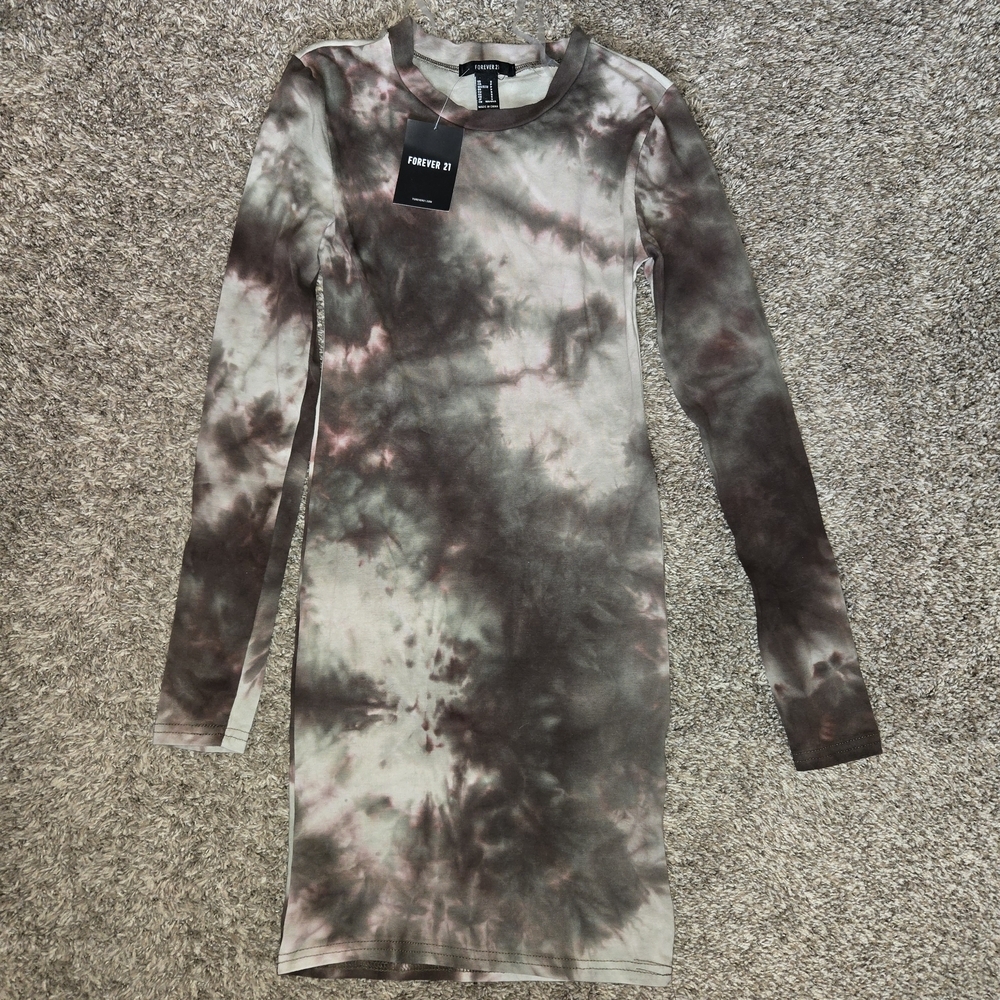 Forever 21 Tie-Dye Long Sleeve Dress Size XS